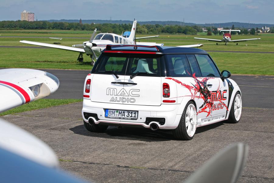  Mini Cooper Clubman JCW by Mac Audio 2011 года  (фото 14 из 18)